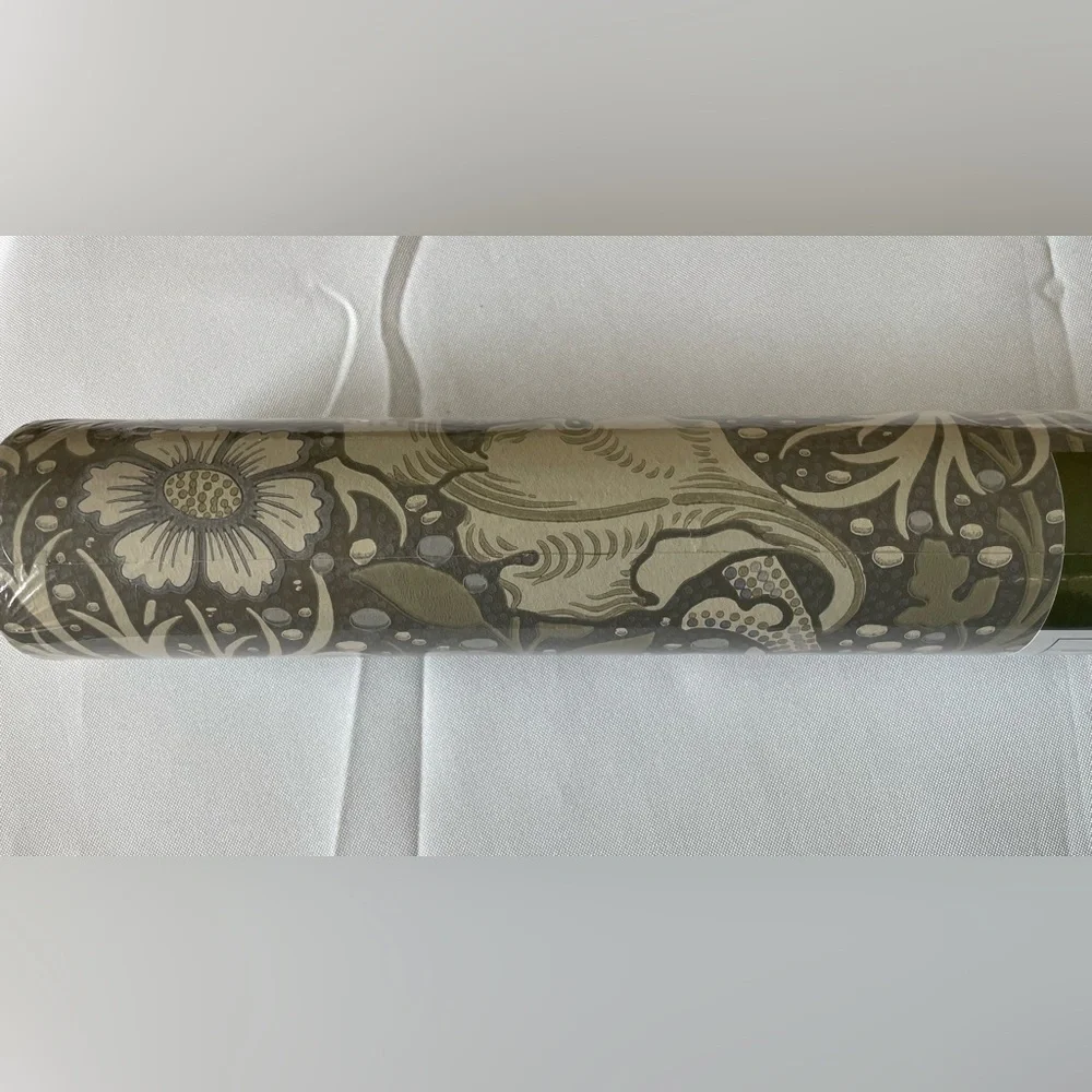 MORRIS & CO SEAWEED WALLPAPER in Silver Ecru